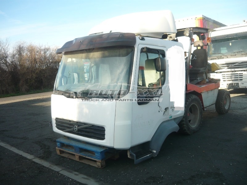 Kabina Volvo FL-3