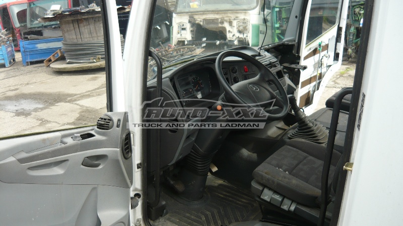 kabina MB Atego 1820-4