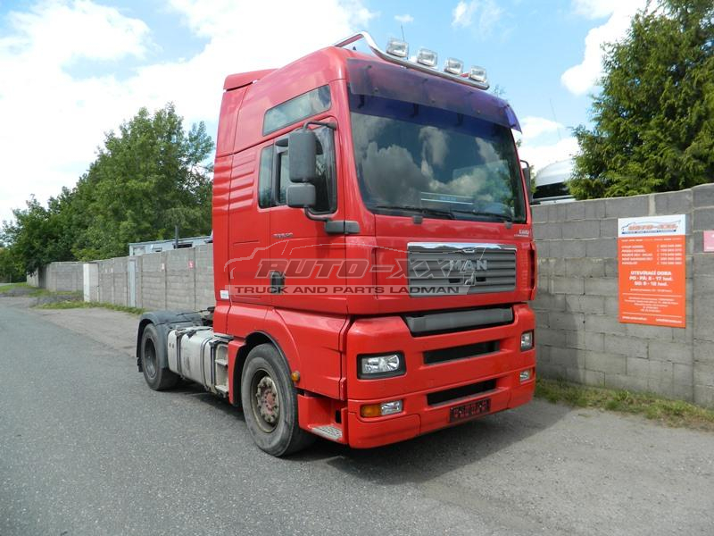 MAN TGA 18.540 E5 - analog tachograf